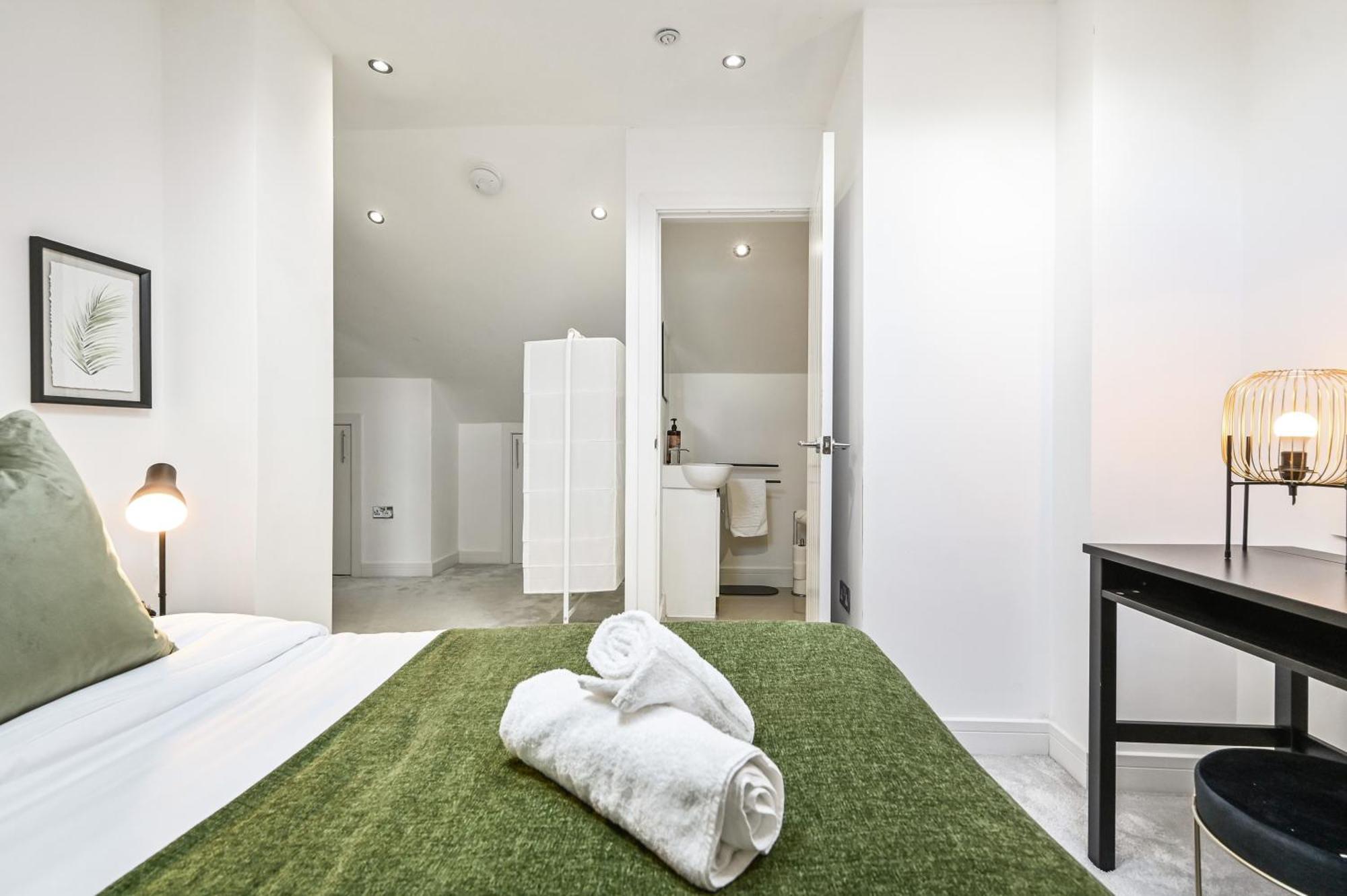 Family 1 Bed Apt Near Cardiff City Centre, Free Parking, Quiet, Secure Neighbourhood מראה חיצוני תמונה